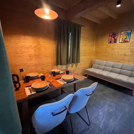 Lostgarden Apartment *